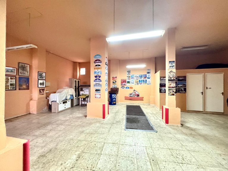 Commercial for Sale in Los Boliches, Malaga 2