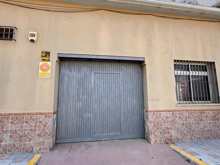 Commercial for Sale in Los Boliches, Malaga 5