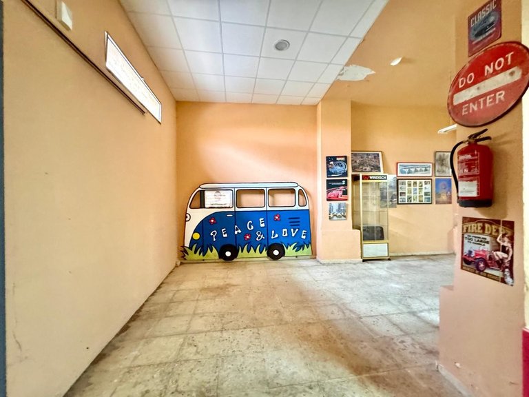 Commercial for Sale in Los Boliches, Malaga 9
