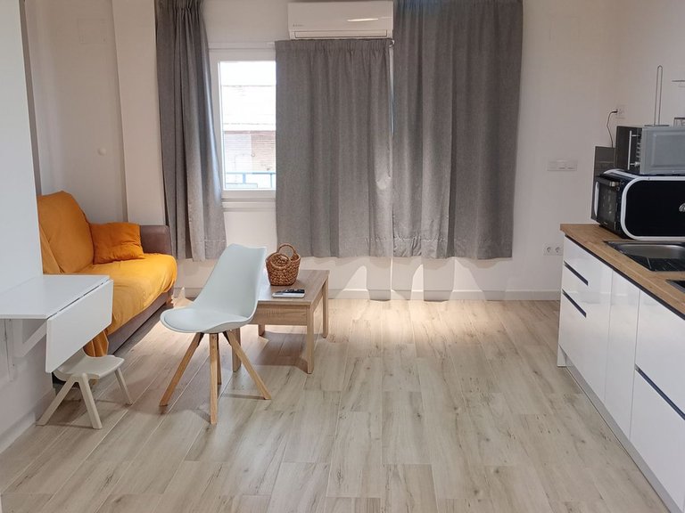 Apartment for Sale in La Trinidad, Malaga 2