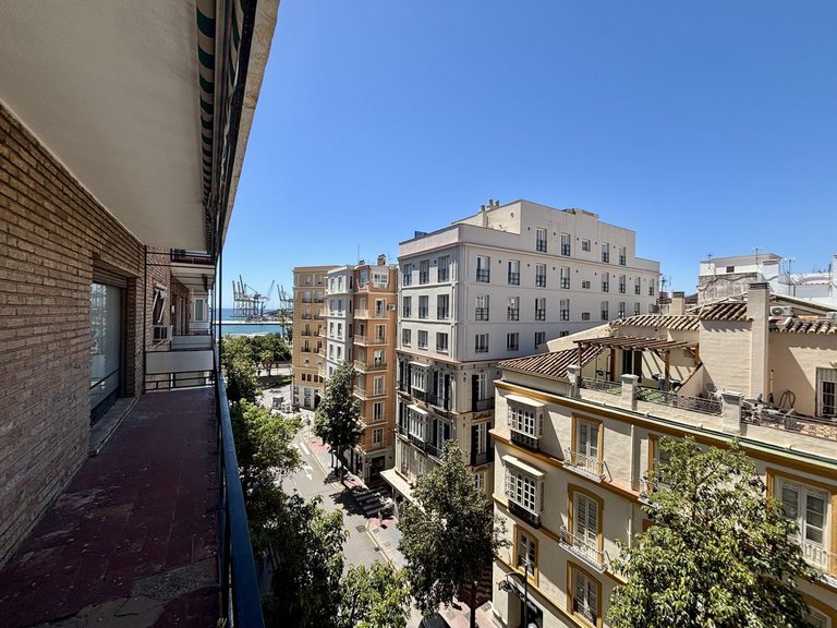 Apartment for Sale in Málaga Centro, Malaga 97