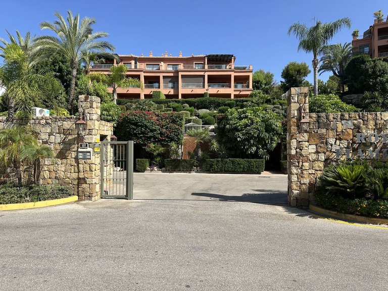 Apartment for Sale in Los Flamingos, Malaga 41