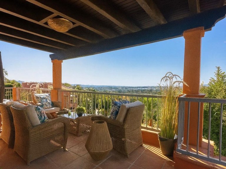 Apartment for Sale in Los Flamingos, Malaga 7