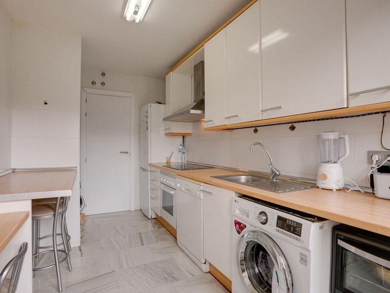 Apartment for Sale in Benahavís, Malaga 11