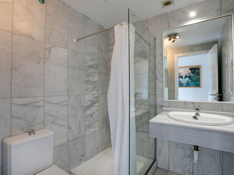 Apartment for Sale in Benahavís, Malaga 5