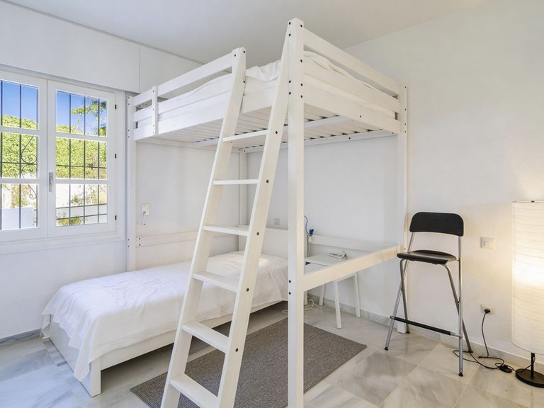 Apartment for Sale in Los Arqueros, Malaga 25