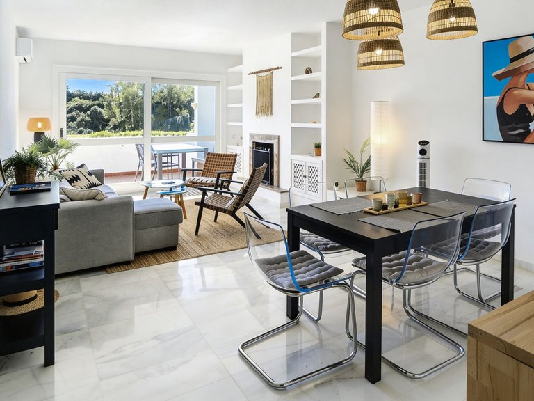 Apartment for Sale in Los Arqueros, Malaga 4