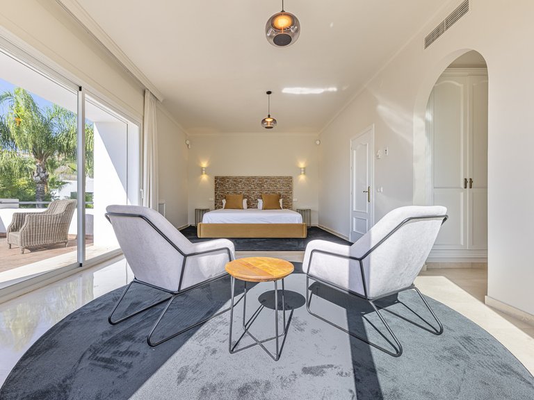 Villa for Sale in Benahavís, Malaga 18
