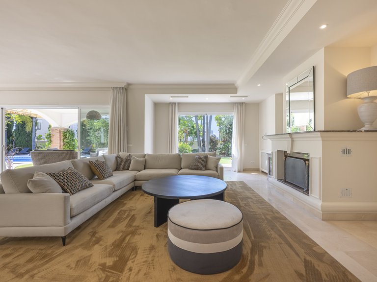 Villa for Sale in Benahavís, Malaga 3