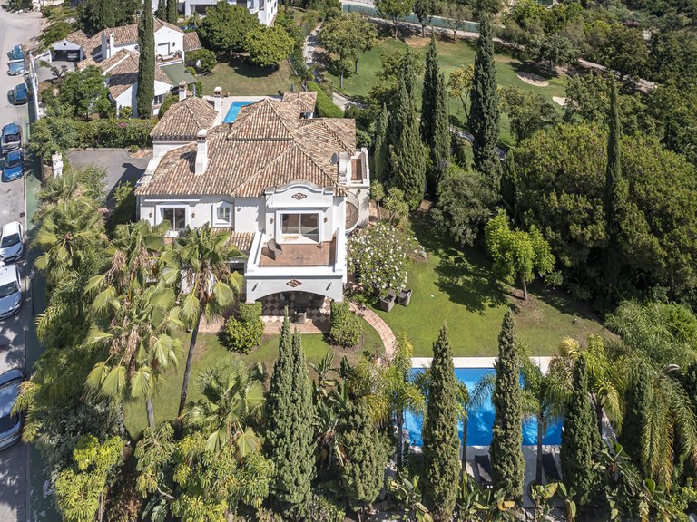 Villa for Sale in Benahavís, Malaga 48