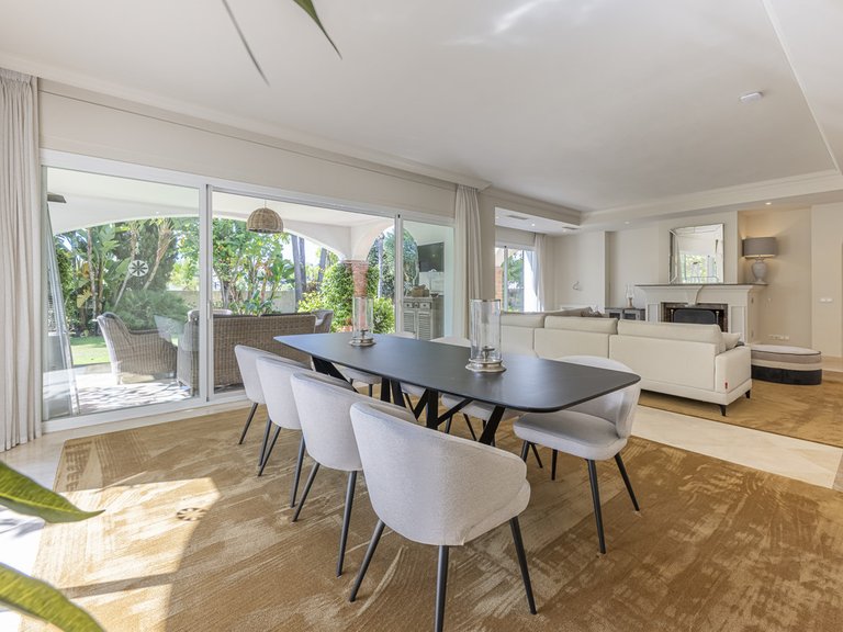 Villa for Sale in Benahavís, Malaga 6