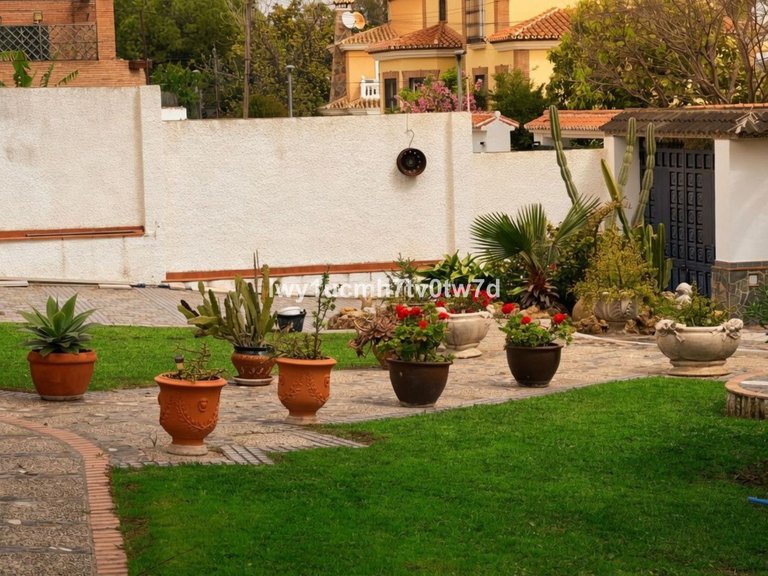 Villa for Sale in Churriana, Malaga 21