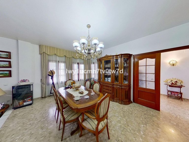 Villa for Sale in Churriana, Malaga 24