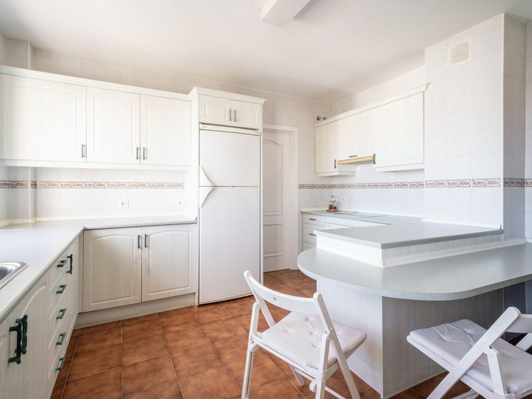 Apartment for Sale in Nueva Andalucía, Malaga 25