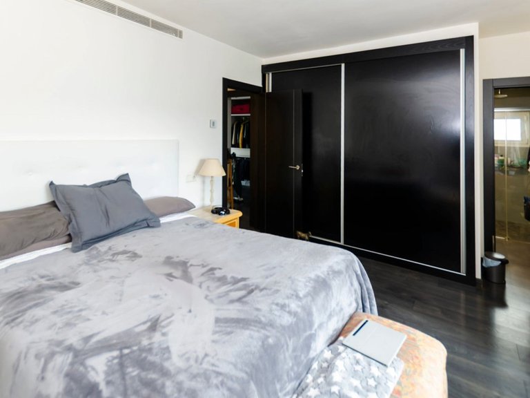 Penthouse for Sale in Puerto Banús, Malaga 23