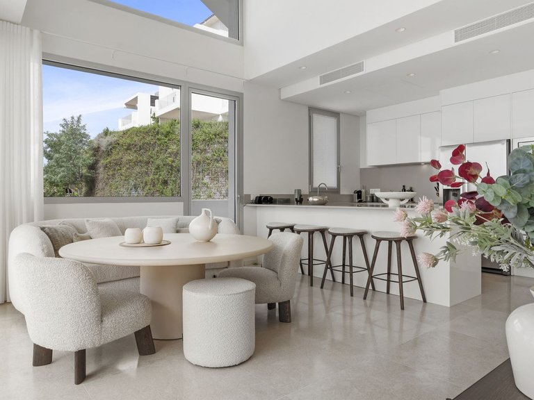 Apartment for Sale in Benahavís, Malaga 1
