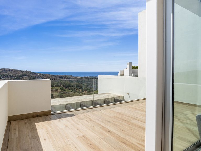 Apartment for Sale in Benahavís, Malaga 15