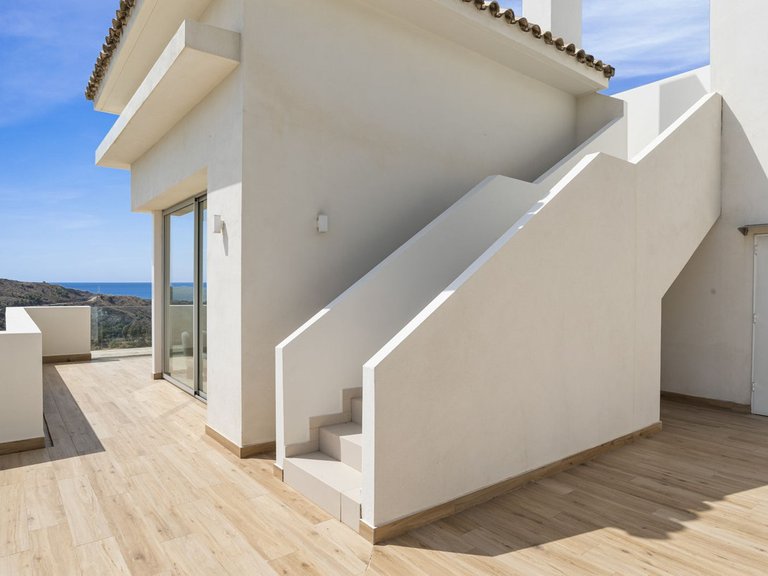 Apartment for Sale in Benahavís, Malaga 16