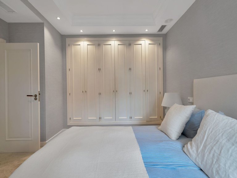 Villa for Sale in Puerto Banús, Malaga 21