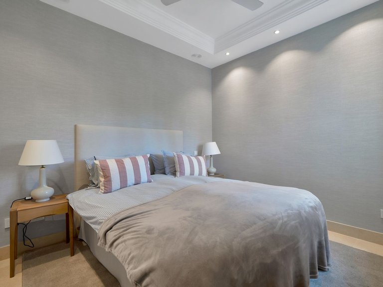 Villa for Sale in Puerto Banús, Malaga 37