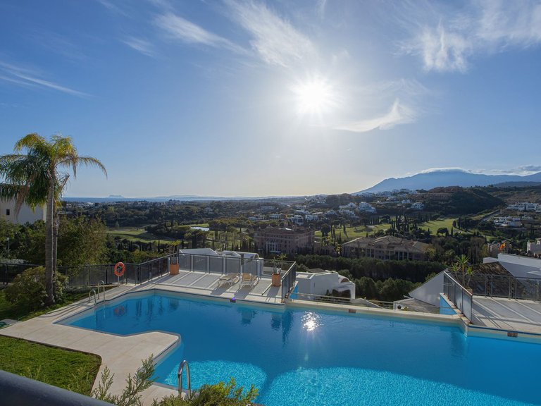 Apartment for Sale in Benahavís, Malaga 18