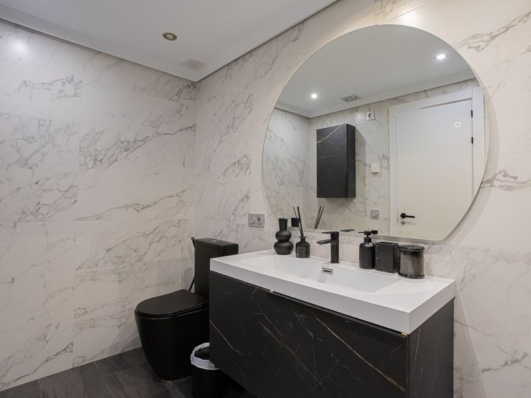 Apartment for Sale in Benahavís, Malaga 9