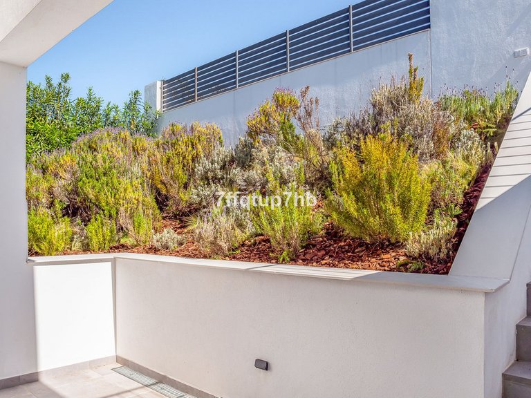 Villa for Sale in Estepona, Malaga 35