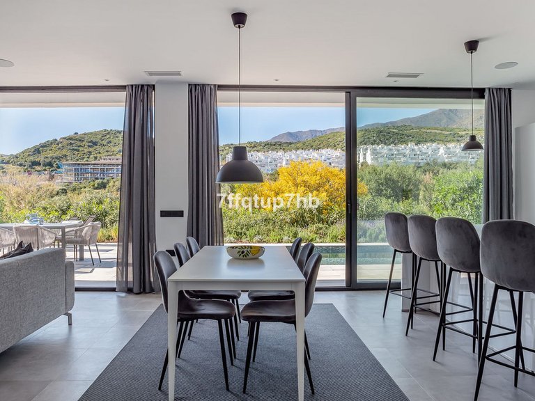Villa for Sale in Estepona, Malaga 5