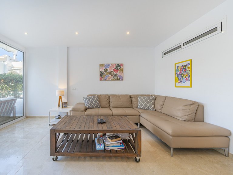 Apartment for Sale in The Golden Mile, Malaga 14