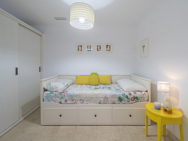 Apartment for Sale in The Golden Mile, Malaga 8
