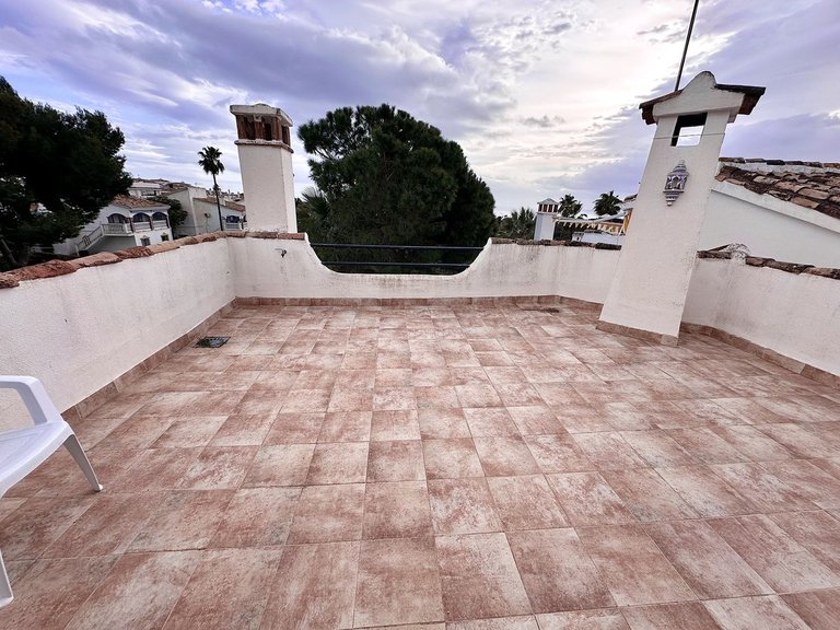 Villa for Sale in Calahonda, Malaga 17
