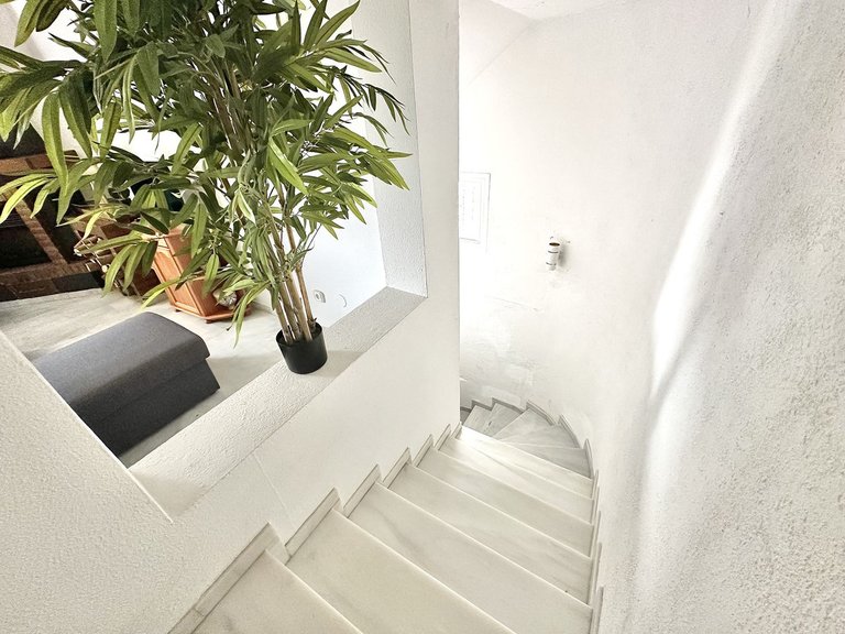 Villa for Sale in Calahonda, Malaga 25