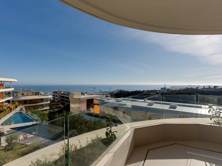 Apartment for Sale in Higueron, Malaga 19