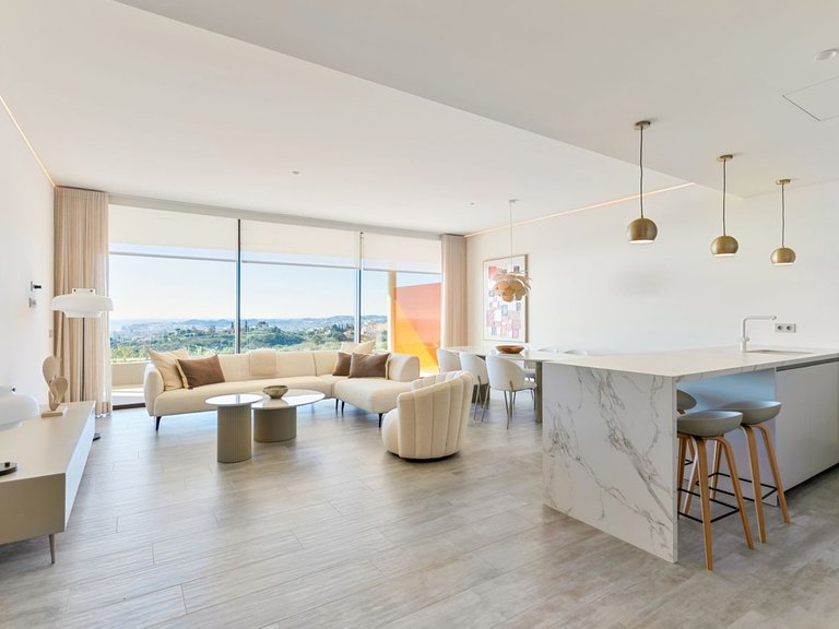 Apartment for Sale in Higueron, Malaga 2