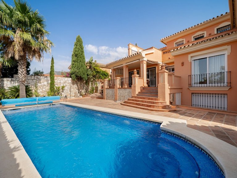 Villa for Sale in Costa del Sol, Mijas, Malaga 24