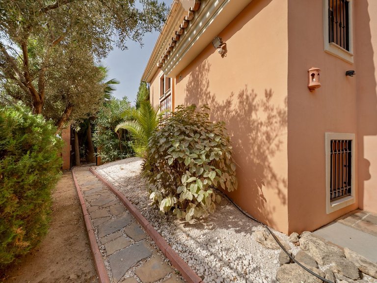 Villa for Sale in Costa del Sol, Mijas, Malaga 28