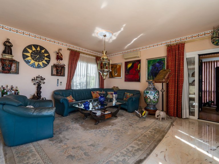 Villa for Sale in Torremuelle, Malaga 17