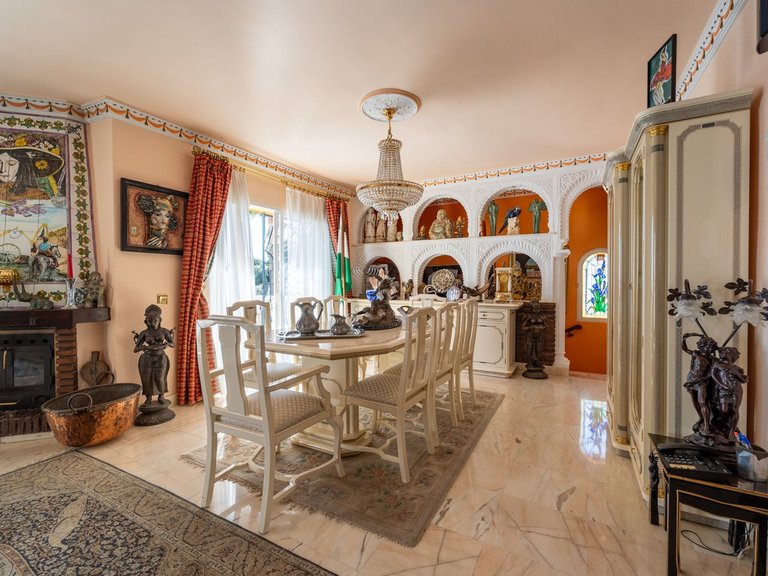 Villa for Sale in Torremuelle, Malaga 18