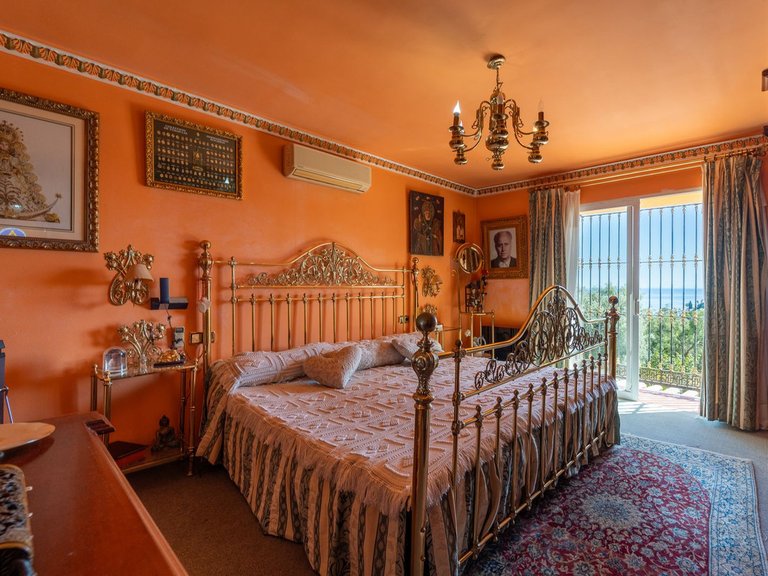 Villa for Sale in Torremuelle, Malaga 39