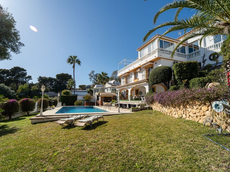 Villa for Sale in Torremuelle, Malaga 5