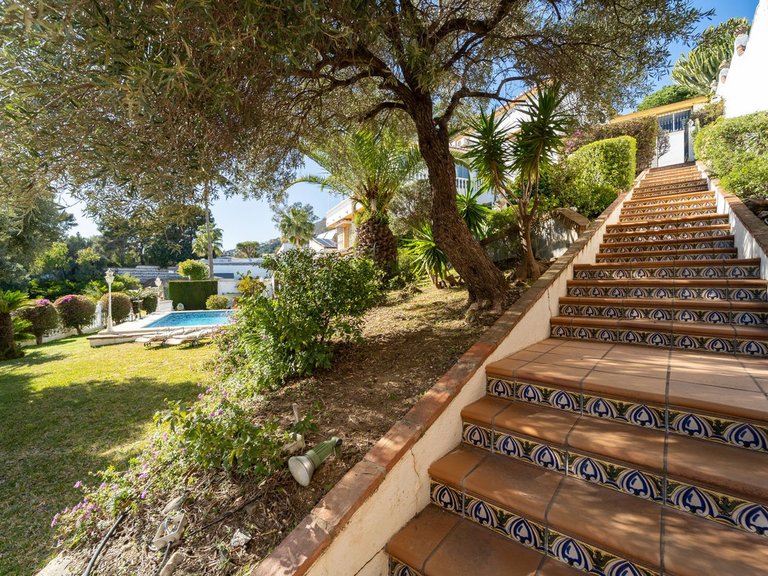 Villa for Sale in Torremuelle, Malaga 68