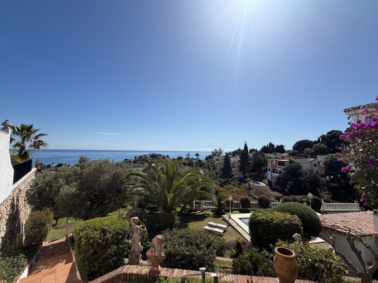 Villa for Sale in Torremuelle, Malaga 73