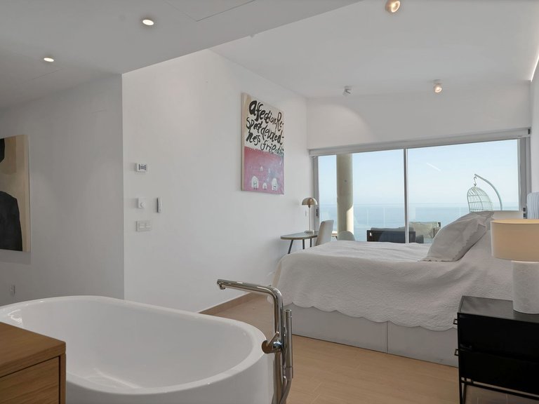 Apartment for Sale in Fuengirola, Malaga 11