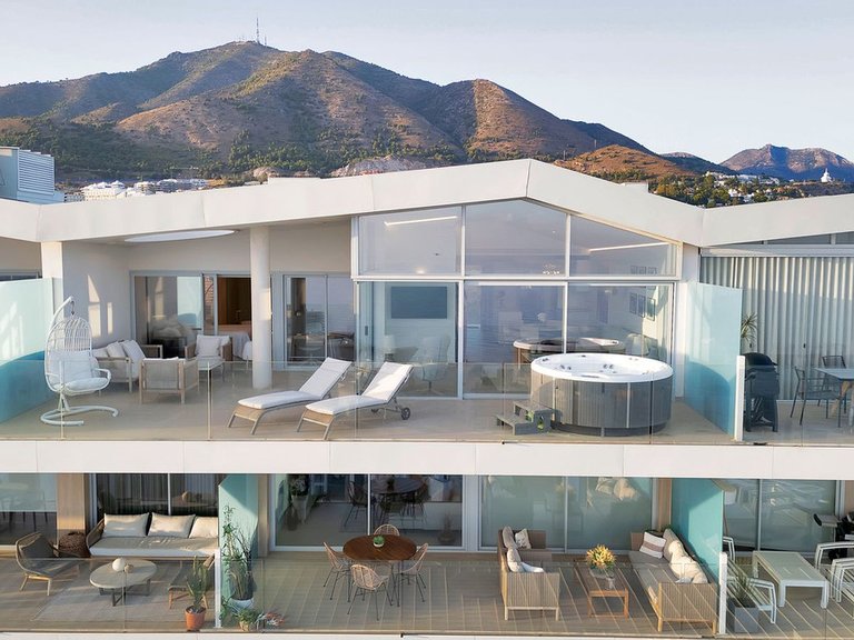Apartment for Sale in Fuengirola, Malaga 2