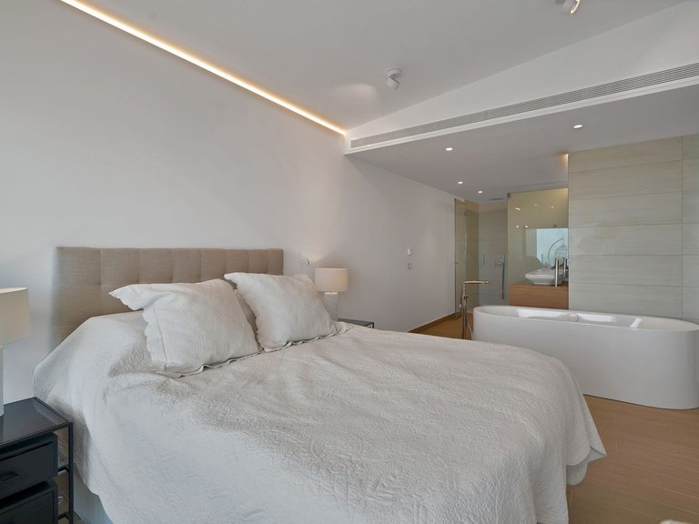 Apartment for Sale in Fuengirola, Malaga 25