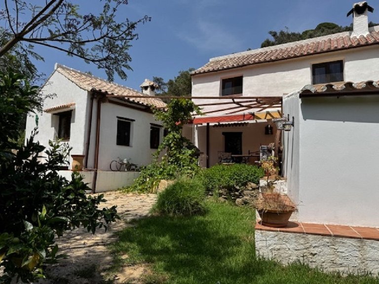 Villa for Sale in Casares, Malaga 23