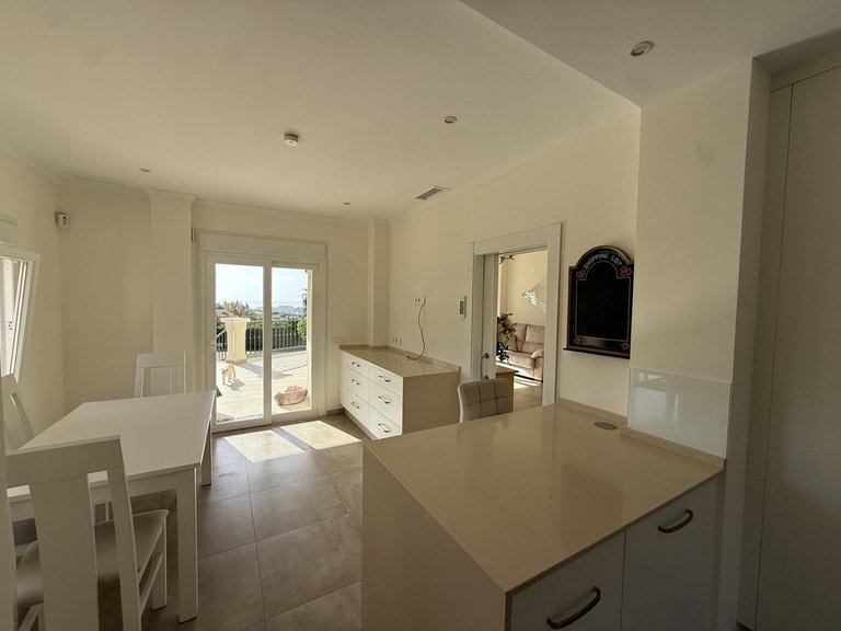 Villa for Sale in Estepona, Malaga 5