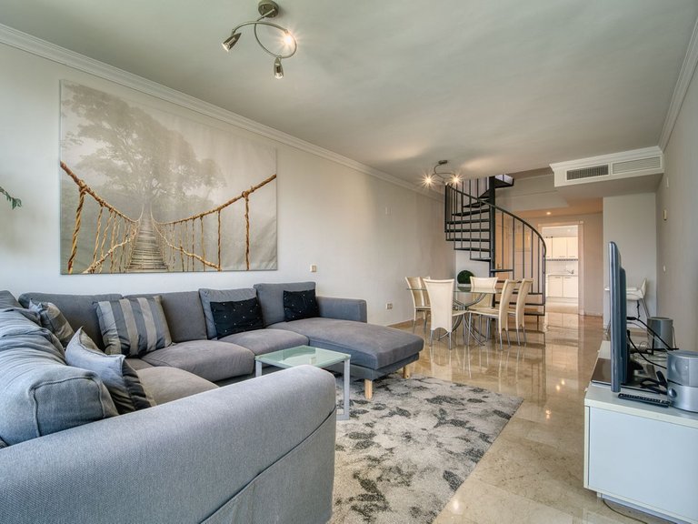 Apartment for Sale in Puerto Banús, Malaga 2