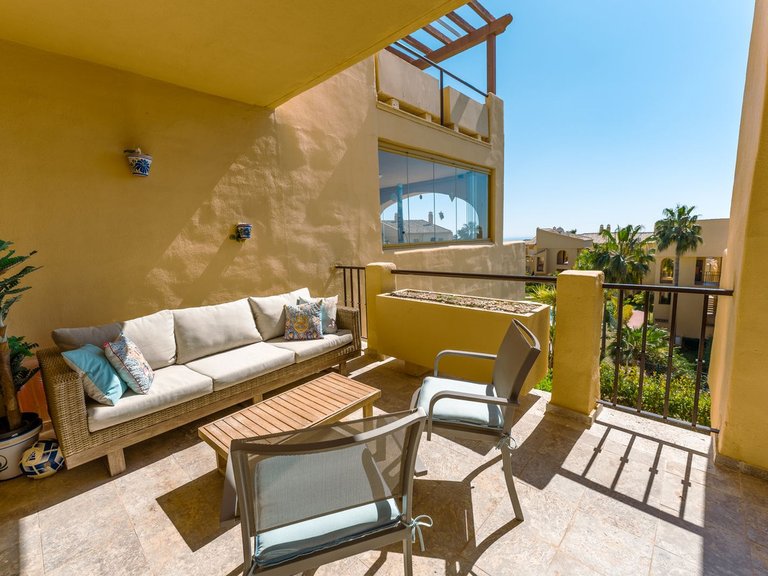 Apartment for Sale in Atalaya, Malaga 14
