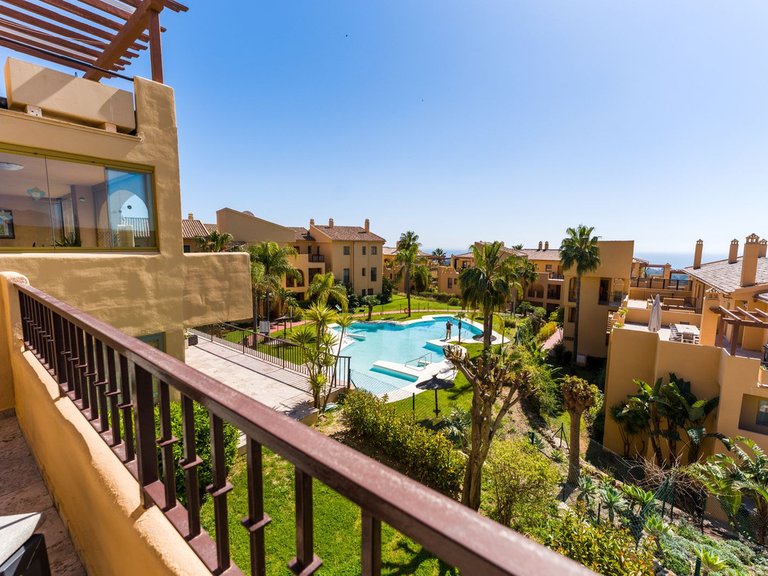 Apartment for Sale in Atalaya, Malaga 17